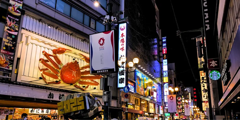 Dotonbori with its giant crab advertisement